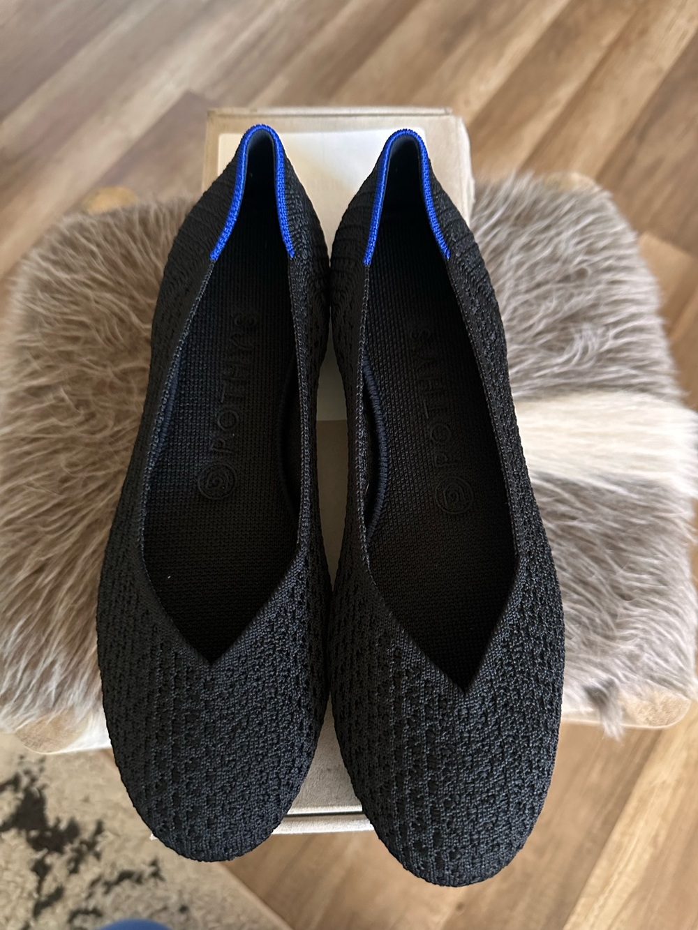 Rothys The Flat Round Toe Black Swiss Dot Womens Size 8